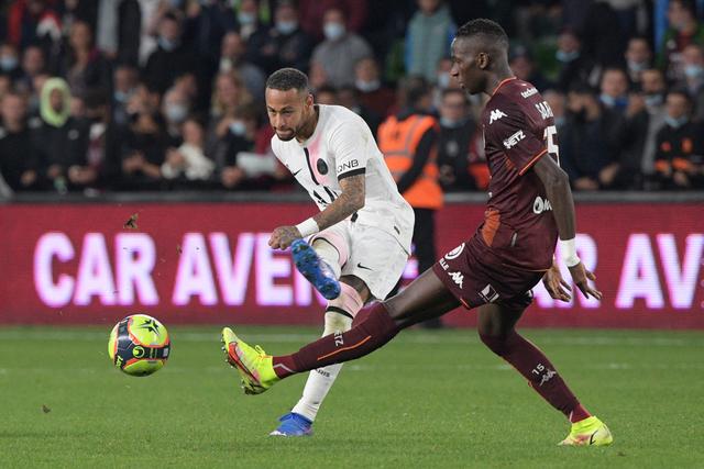 陈盈骏17分首钢负天津 李添荣27分上海胜吉林