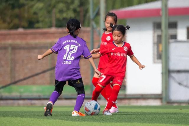 马卡报：维尼修斯获悉自己将获得2024年金球奖